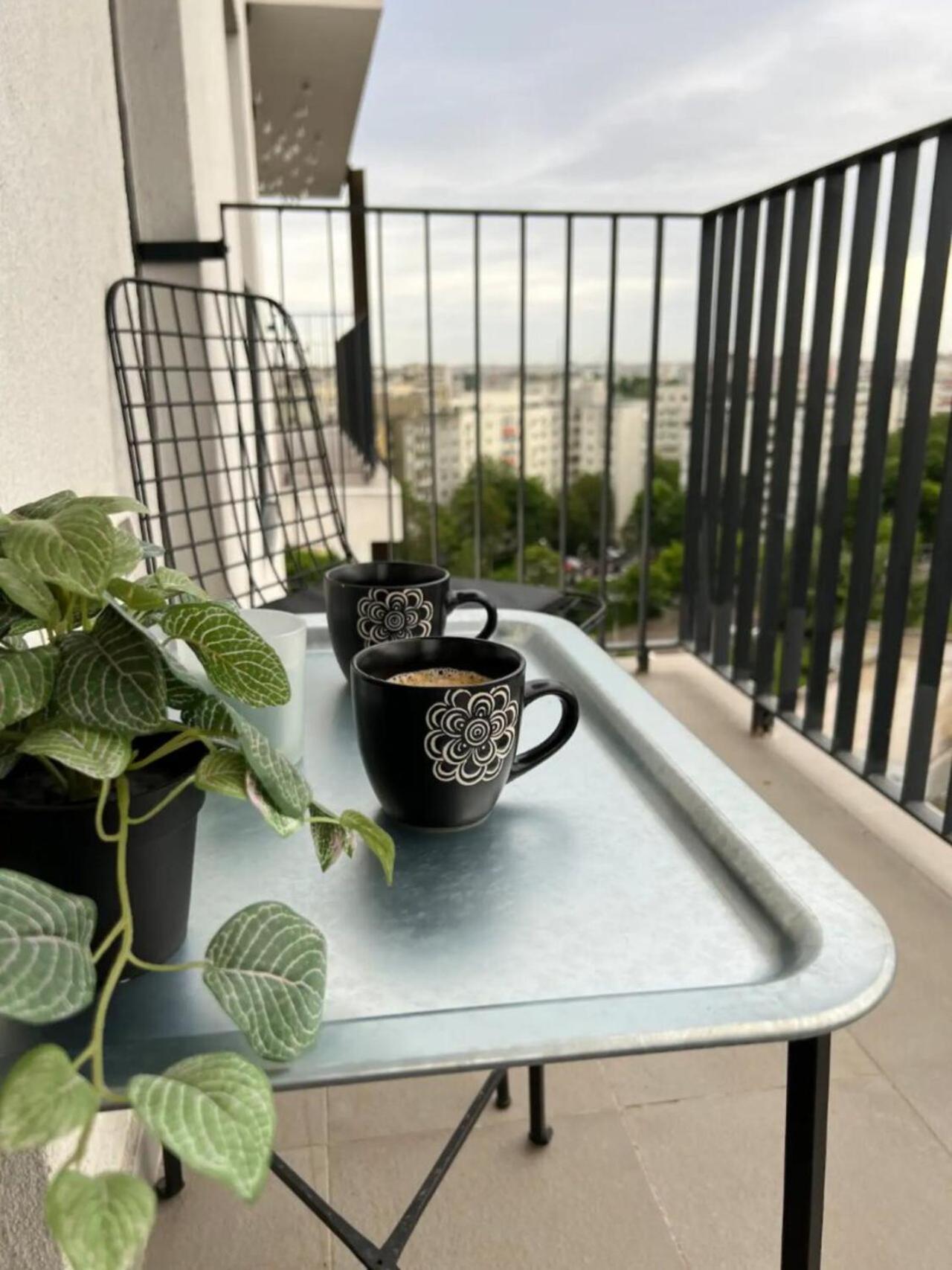 High-Rise Luxury Apartment With Free Parking Bukarest Exterior foto