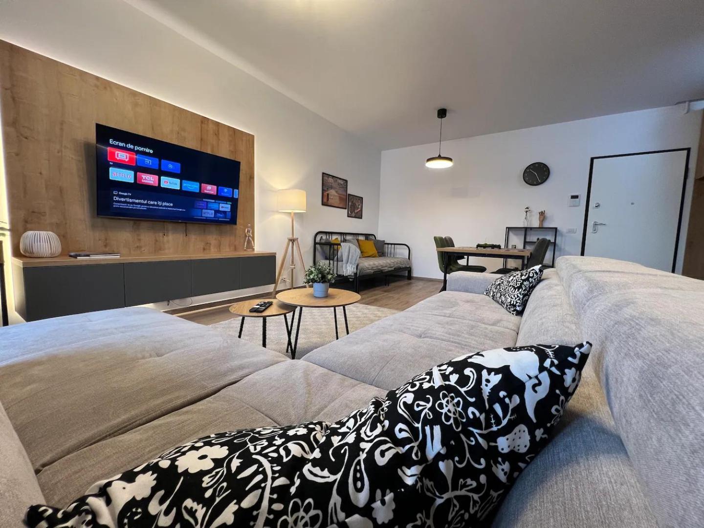 High-Rise Luxury Apartment With Free Parking Bukarest Exterior foto